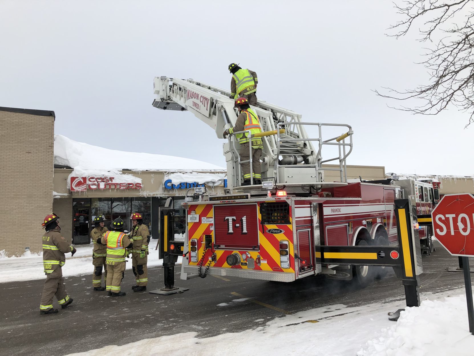 Cost Cutters roof